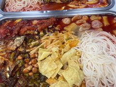-在巷子里的烤肉店·螺蛳粉烤鱼·牛蛙(和美城店)