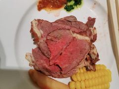 -广州万富希尔顿酒店·感趣自助餐厅·金秋蟹宴生蚝海鲜刺身烧烤