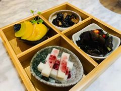 -轻捞慢起面馆(新世界百货店)