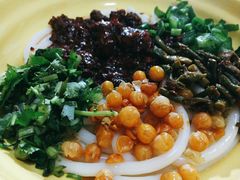 -吴佳拌米粉(川大店)