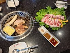 -木槿花韩式炭烤·熟成肉工坊(孙文东路店)