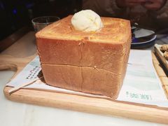 面包诱惑-绿茶餐厅(光谷世界城步行街店)
