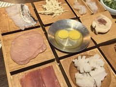 -银米·云南传统过桥米线(双廊黑金冠店)
