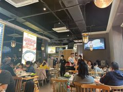 大堂-顺德公广东猪肚鸡·煲仔饭(白石洲店)