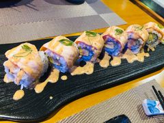 火炙三文鱼卷-木鱼料理