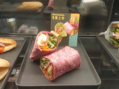 葡式咖喱鸡肉握不住大卷-星巴克(宝山万达店)