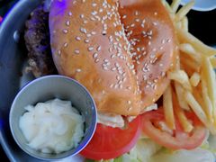酿牛肉汉堡-The BREW·酿餐厅(浦东嘉里大酒店)