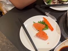 -钱小奴海鲜自助黑金店(杭州滨江龙湖店)