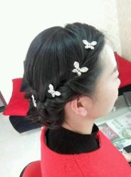 -双双化妆造型工作室