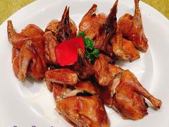 脆皮乳鸽-喜宴又一村·粤菜·茶点·海鲜(壹方天地店)