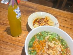 -湘人龙记老长沙米粉(鸟巢店)