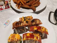 -领鲜活海鲜榴莲自助火锅(东门店)