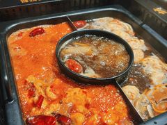 -老牌坊云南鱼豆花火锅(爱建店)