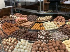 -Laderach 莱德拉(上海环贸iapm店)