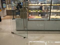 面包甜点陈列柜-奈雪的茶(石家庄万象城店)