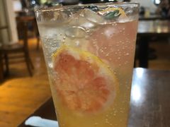 -雕刻时光咖啡馆(南院门店)
