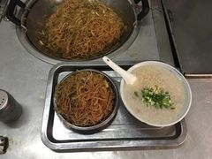-万家乐小小饮食店