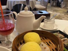 -万龙洲海鲜(大兴绿地缤纷城店)