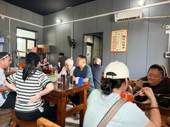 -虹兴砂锅店