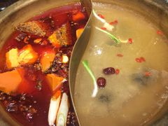 -小天鹅火锅·一线江景洪鼎旗舰店(洪崖洞店)