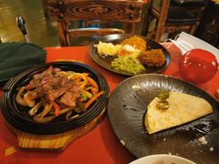 -Pistolera Mexican Cantina女枪手墨西哥餐厅(碧云路店)