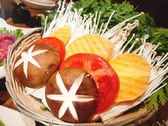 -东巴人鱼豆花火锅(幸福街店)