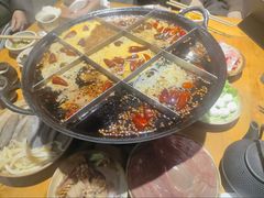 麻辣火锅-白乐天毛肚火锅馆(南滨路店)