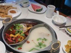 -老员外骨汤火锅(海州古城店)