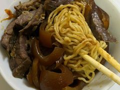 干拌面-松树干拌面店