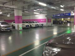 -爱琴海购物公园-地下停车场