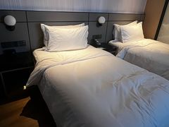 -上海南京路步行街假日酒店