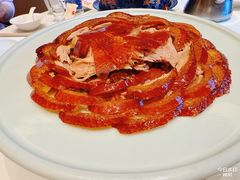 酥不腻烤鸭乳鸭-红樱桃·欢乐餐厅(太原里店)