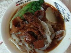 牛腩河粉-品致尊食府(五羊店)