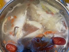 -领鲜活海鲜榴莲自助火锅(东门店)