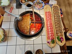-热火朝天鲜切牛肉火锅(南强街巷店)