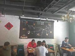 大堂-云味馆·云南菜·云南米线(沙井华润店)
