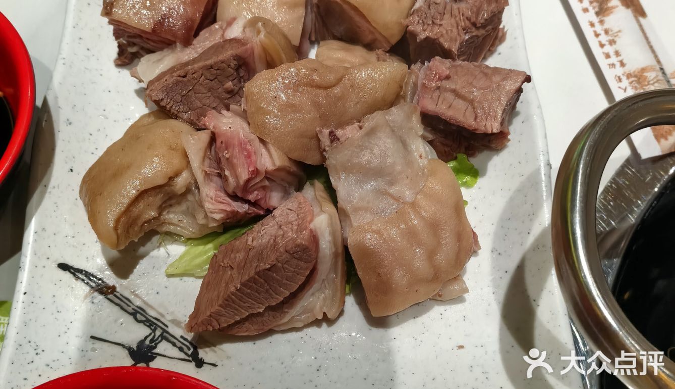 今晚，我们只吃肉