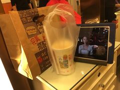 -麦当劳(湖光北街店)