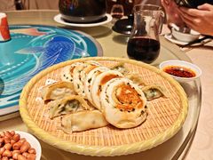 -年辉渔村·非遗传承餐厅(新丰江店)
