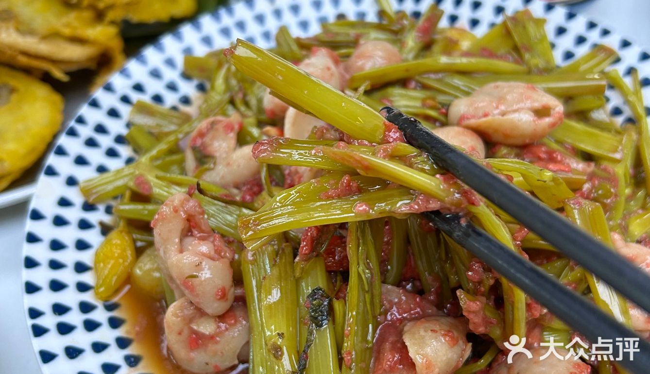 低调又好吃的家常菜~快成我的食堂啦！
