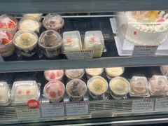 -红宝石·鲜奶小方·海派西点房(控江店)