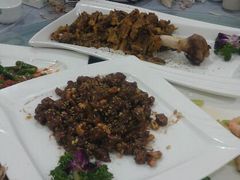 烤羊腿和牛肉核桃仁-天津乾毓德饭庄·清真传统炒菜·海鲜烧烤(咸阳路店)