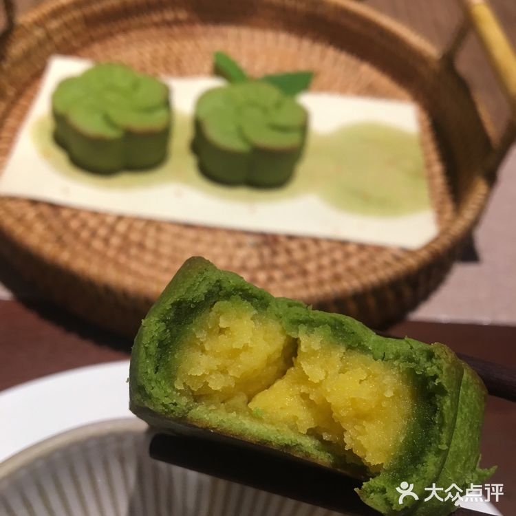 太疯狂点赞：抹茶奶黄酥，实在太好吃了