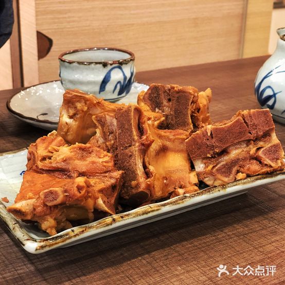 荷花酒家(体育中心店)