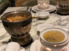 -雍和会海鲜姿造自助(湖东路店)