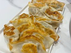 锅贴-东方饺子王(新奥购物中心店)