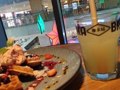 -Moka Bros 摩卡站(西单大悦城店)