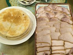 葱酱-李连贵熏肉大饼(沈阳站店)