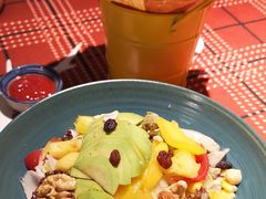 牛油果蔬菜沙拉-Primo·丽莫意大利窑烤披萨