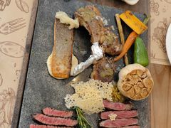 -Mark&Mars Restaurant